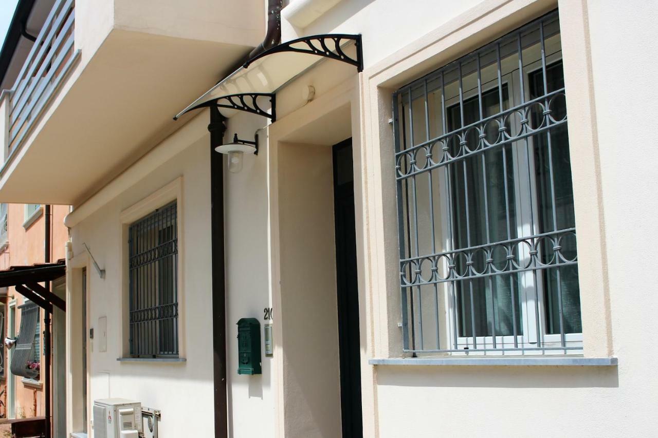 Casa Lu' Viareggio Exterior photo